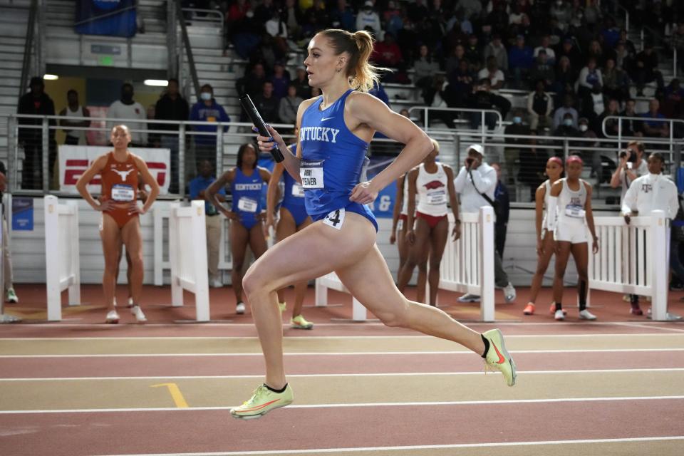 Abby Steiner wins 200 meters, sets NCAA Indoor Championship record