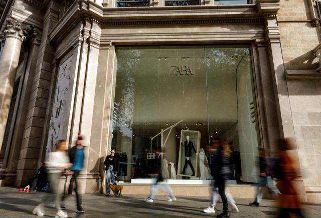 Portugal's first Zara reopens after extensive expansion and remodeling. -  Attitude Interior Design Magazine