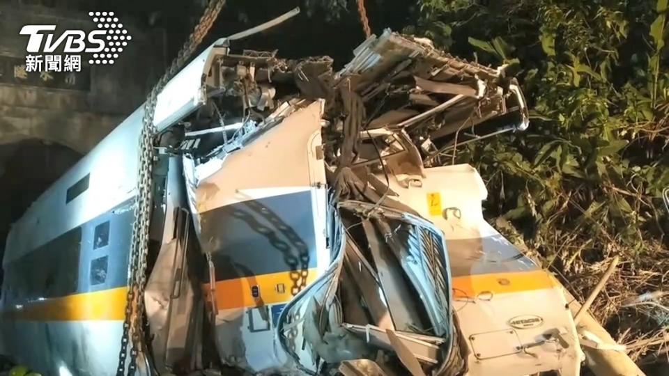 台鐵太魯閣號408次列車事件傷亡慘重。（圖／TVBS）