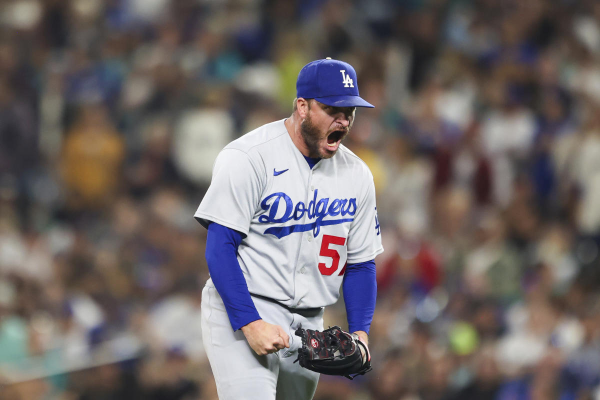 Dodgers clinch NL West title for ninth time in last 10 years