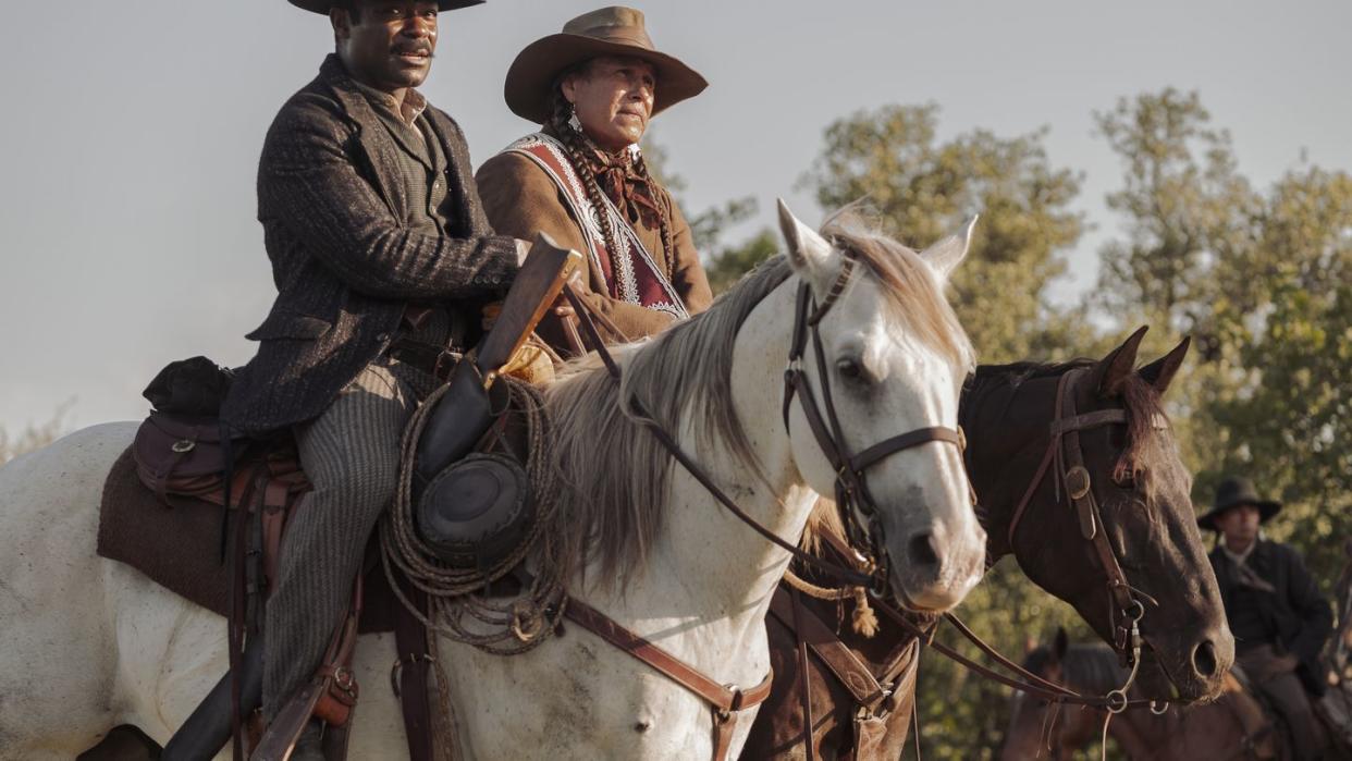 david oyelowo as bass reeves and mo brings plenty as minco dodge in lawmen bass reeves, episode 4, season 1, streaming on paramount, 2023 photo credit lauren smithparamount