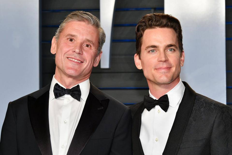 Simon Halls (L) and Matt Bomer attend the 2018 Vanity Fair Oscar Party hosted by Radhika Jones at Wallis Annenberg Center for the Performing Arts on March 4, 2018 in Beverly Hills, California