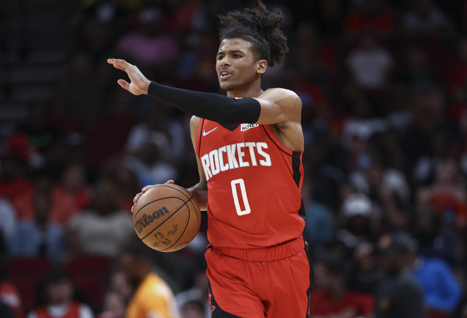 Houston Rockets rookie guard Jalen Green dribbles the ball during the third quarter against the Memphis Grizzlies on March 6, 2022. (Troy Taormina/USA TODAY Sports)