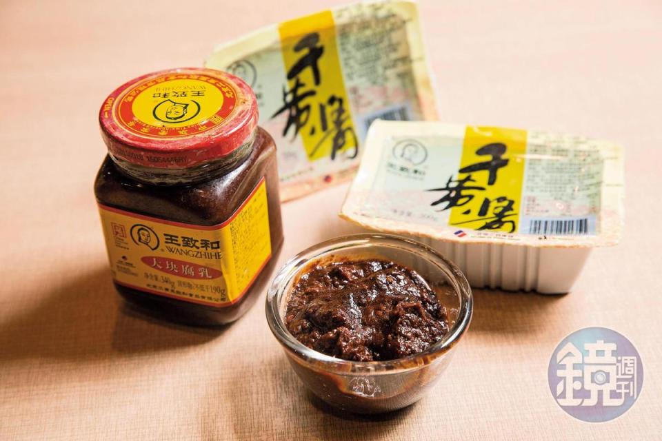 欣味王將麵店內的醬料與香料都是從哈爾濱空運來台，運費1年就要10萬元以上。