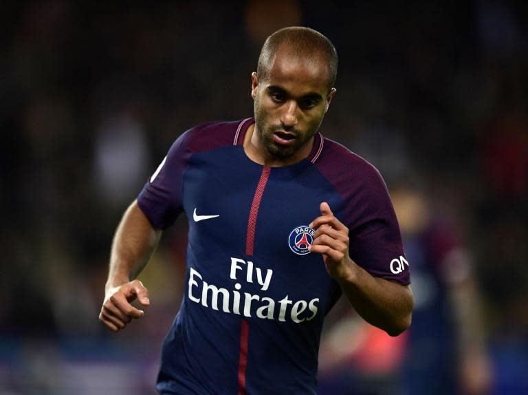 Manchester United weigh up January move for PSG's Lucas Moura