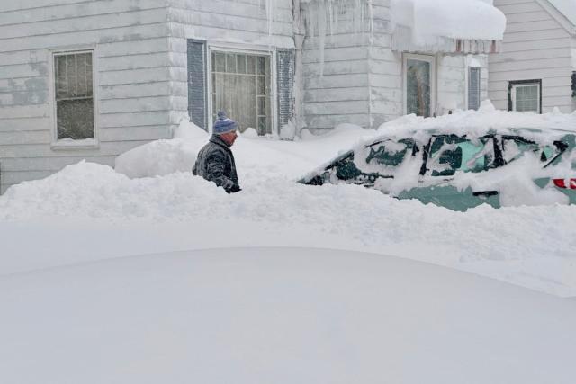 Winter storms leave 89 dead across US as chill settles over Great