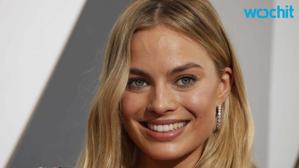 Margot Robbie to Star as Figure Skater Tonya Harding in an Upcoming Biopic