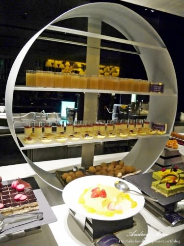 ▌新加坡親子行 ▌大口吃遍新加坡特色美食♥ 聖淘沙名勝世界小吃、米其林餐廳總彙整