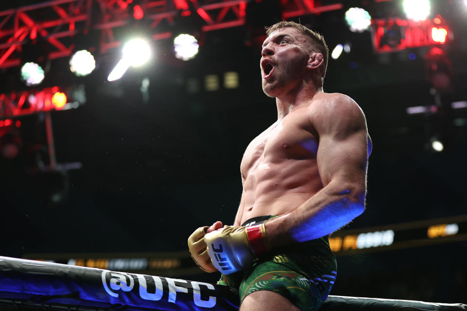 PERTH, AUSTRALIA - AUGUST 18: Dricus Du Plessis of South Africa celebrates winning his fight against Israel Adesanya of Nigeria by submission during UFC 305 at RAC Arena on August 18, 2024 in Perth, Australia. (Photo by Paul Kane/Getty Images)