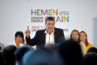 Sortu leader Arnaldo Otegi, candidate for Gipuzkoa province for coalition party EH Bildu in upcoming Basque regional parliament elections, attends an electoral meeting in San Sebastian, Spain August 27, 2016. REUTERS/Vincent West