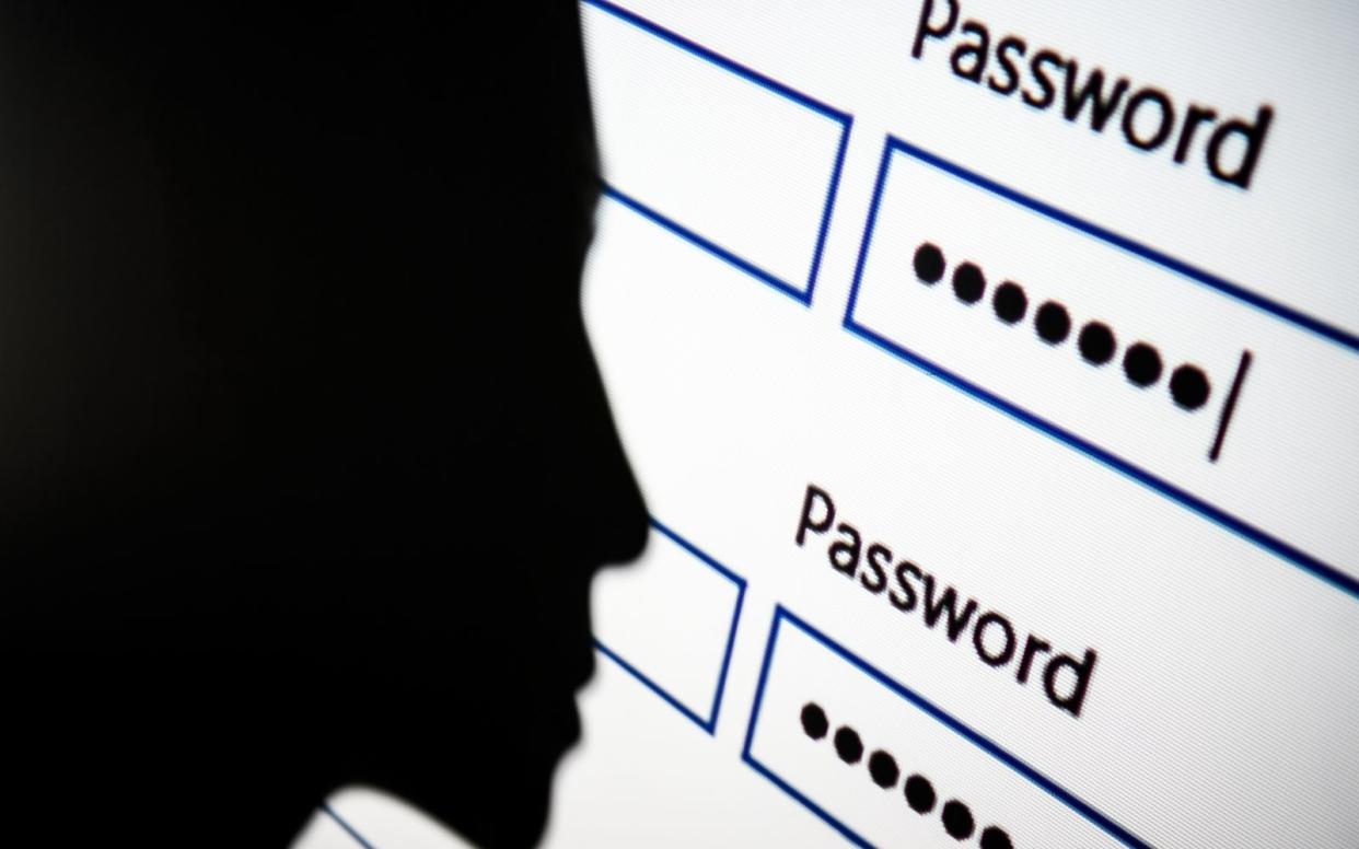 Nutzerinnen und Nutzer des Passwortmanagers NortonLifeLock sind dringend aufgerufen, ihre persönlichen Daten zu ändern. (Bild: 2017 Getty Images/Leon Neal)