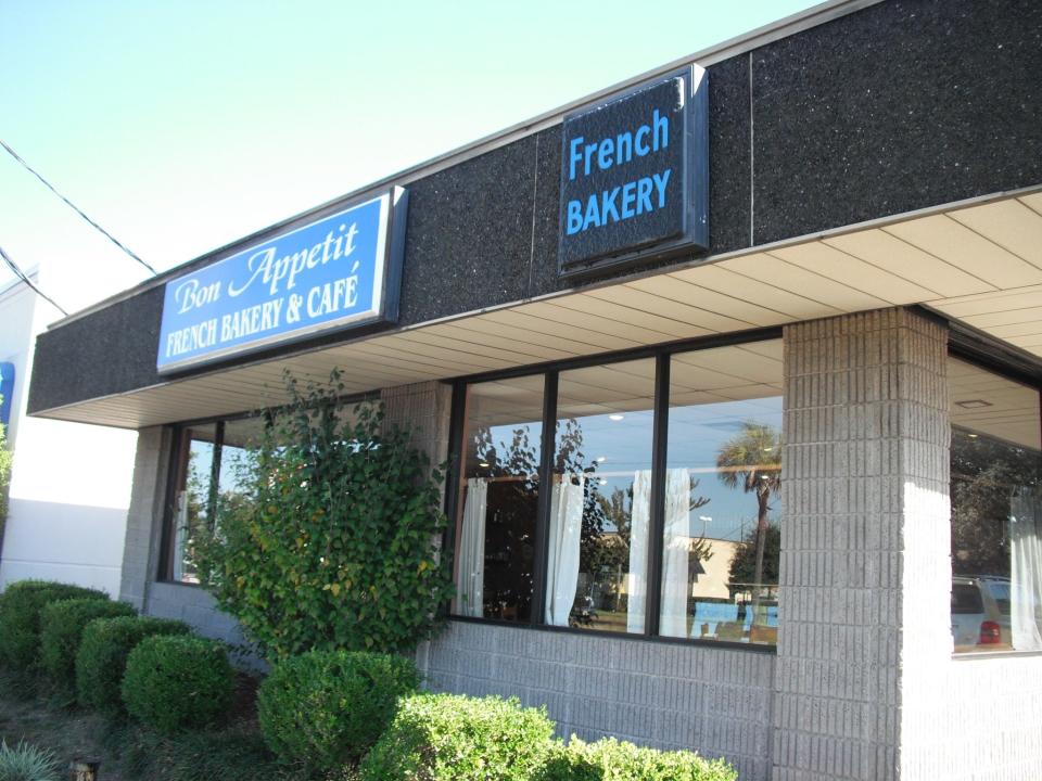 The Bon Appetit French Bakery & Cafe is located at 420 Mary Esther Cutoff in Fort Walton Beach.