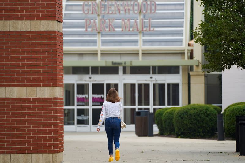 Gunfire at a Shopping Mall in Greenwood