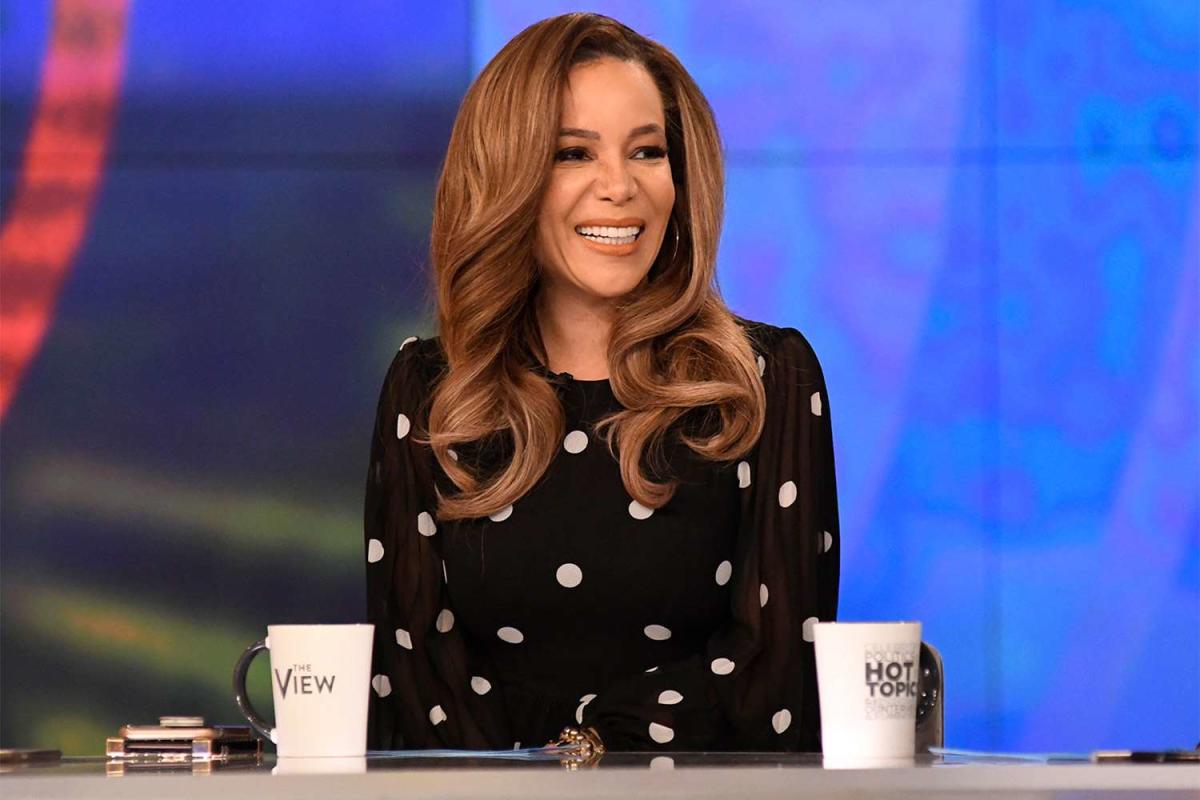 Sunny Hostin Discourages Daughter, 17, from Wearing Crop Tops Because ...