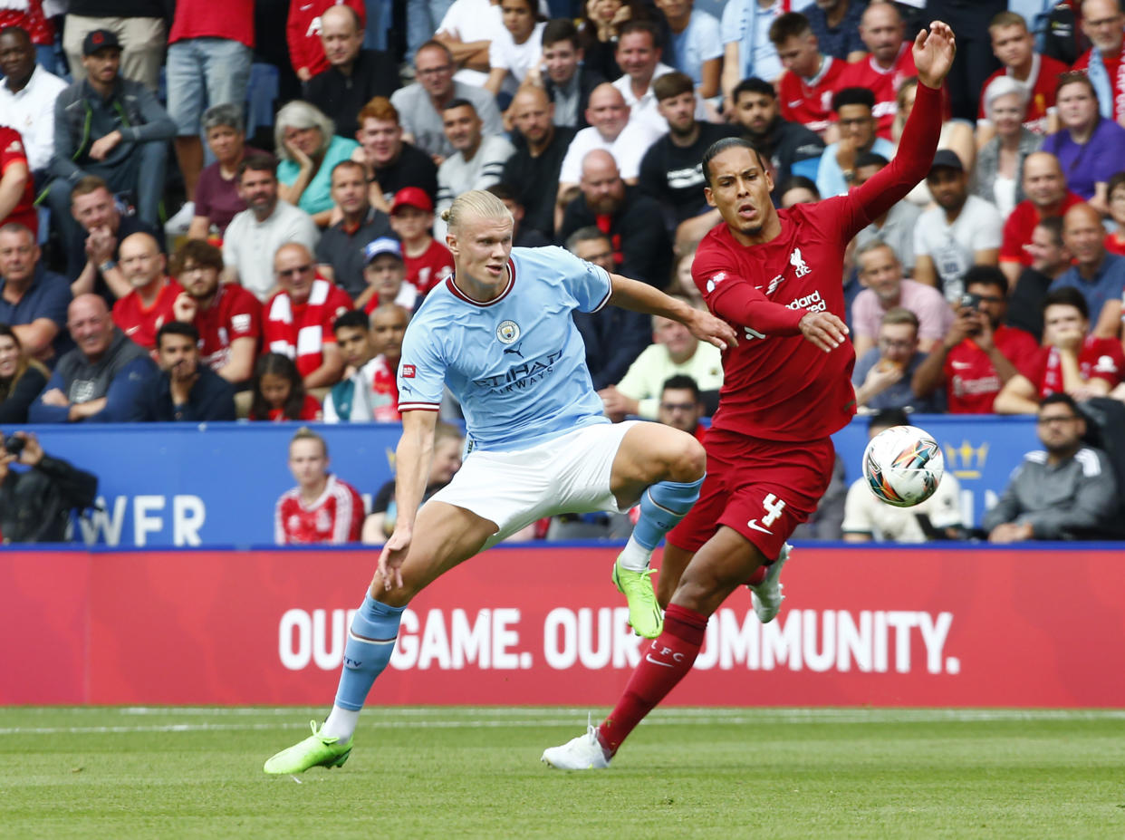 Leicester, United Kingdom - JULY 30 : EPL Manchester City's Erling Haaland and Liverpool's Virgil van Dijk during The FA Community Shield match between Manchester City against Liverpool at King Power Stadium, on 30th July , 2022 at Leicester, United Kingdom.   (Photo by Kieran Galvin/DeFodi Images via Getty Images)
