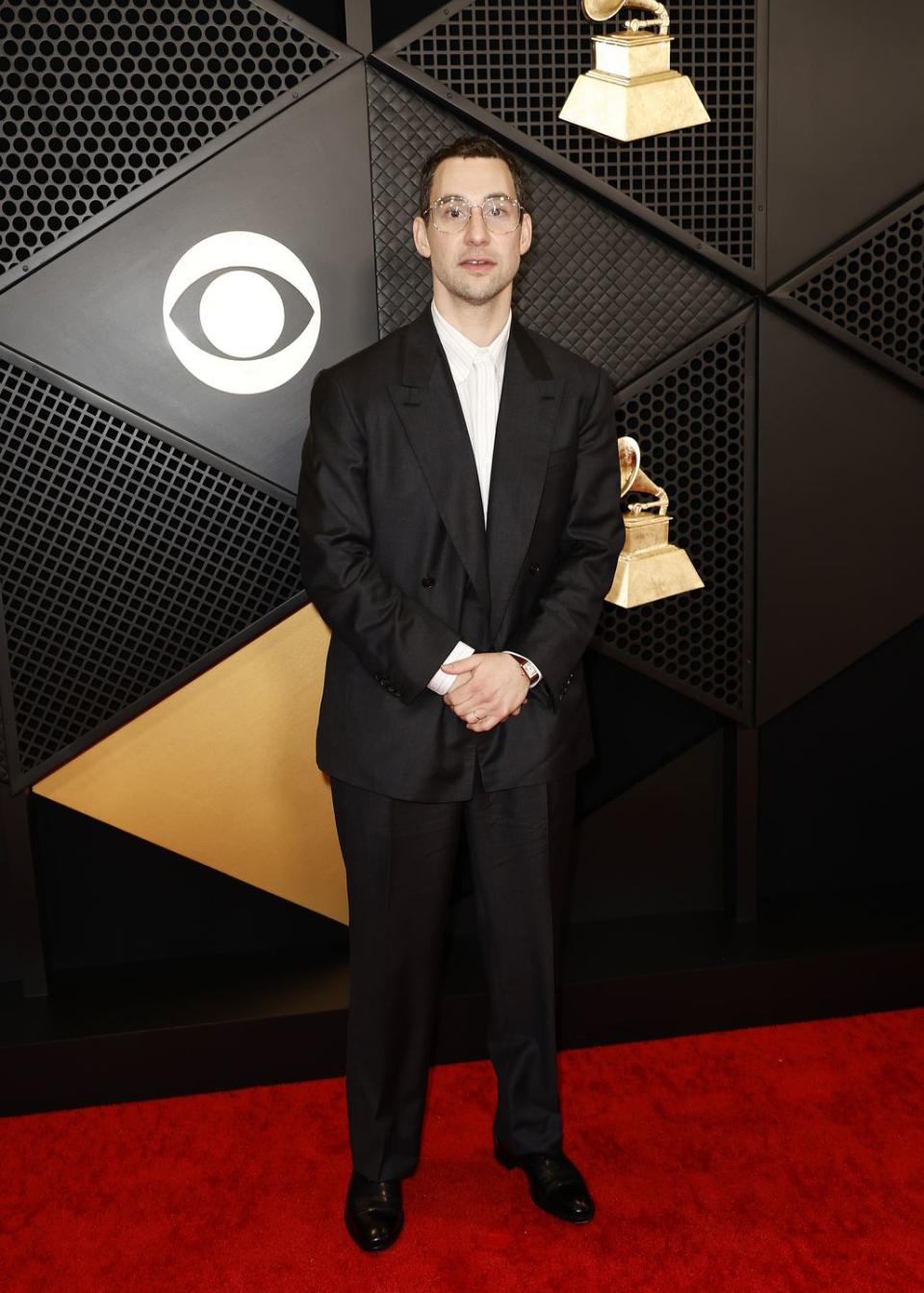 jack antonoff at 66th grammy awards