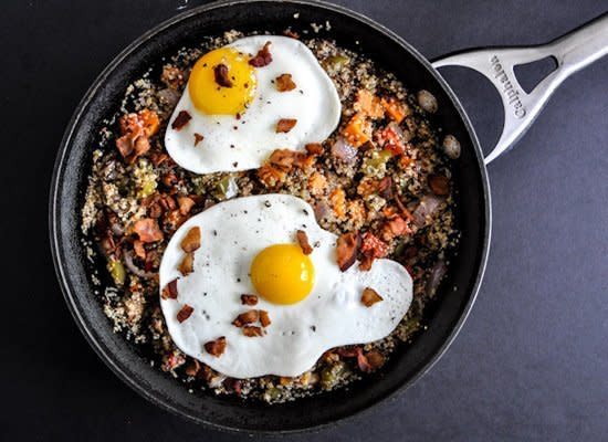 <strong>Get the <a href="http://www.howsweeteats.com/2012/08/quinoa-breakfast-skillet/" target="_hplink">Quinoa Breakfast Hash recipe</a> by How Sweet It Is</strong>