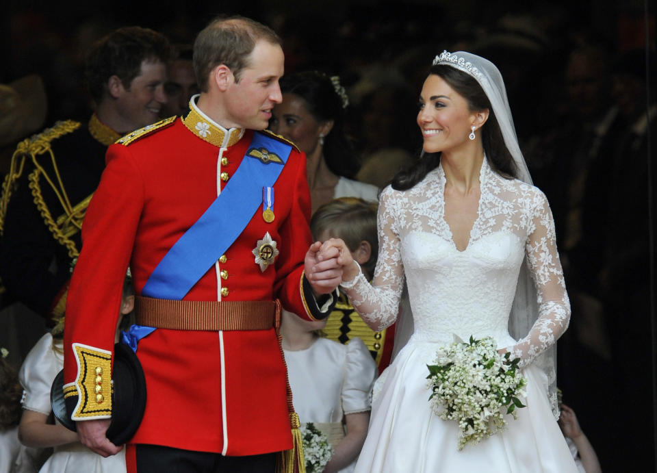 Britain's Prince William (L) and Catherine, Duchess of Cambridge, look at one another after their wedding ceremony in Westminster Abbey, in central London April 29, 2011.  Prince William married his fiancee, Kate Middleton, in Westminster Abbey on Friday. (ROYAL WEDDING/SERVICE)  REUTERS/Toby Melville (BRITAIN  - Tags: ROYALS SOCIETY ENTERTAINMENT) FOR BEST QUALITY IMAGE: ALSO SEE GM1E76L1H3N01