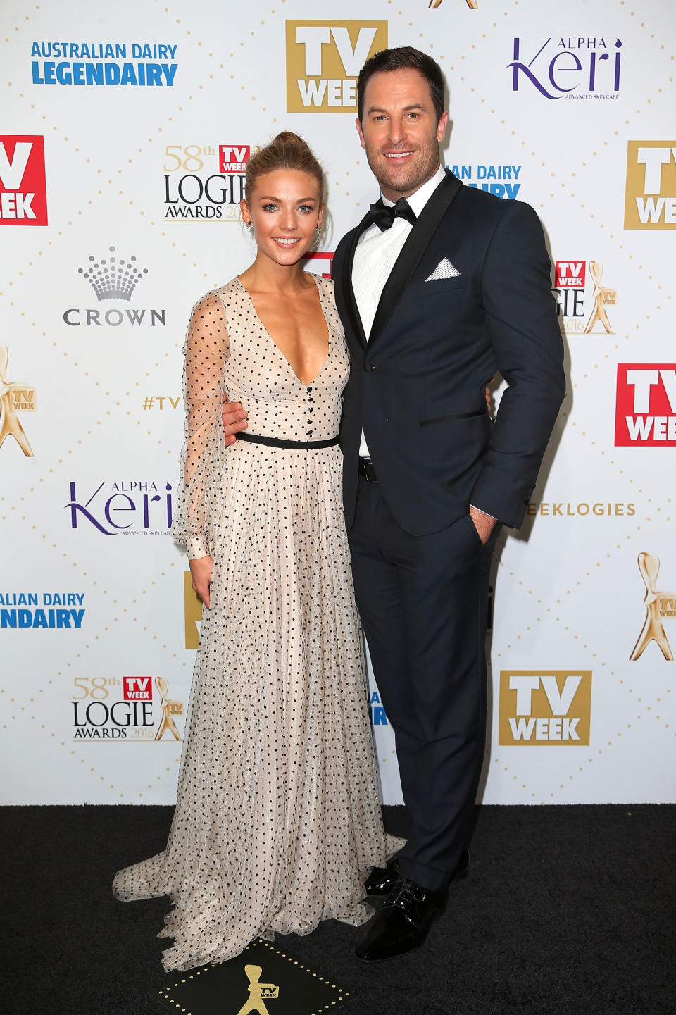 Sam and Sasha at the Logies in 2016 before their breakup. They were together for 18 months. Source: Getty