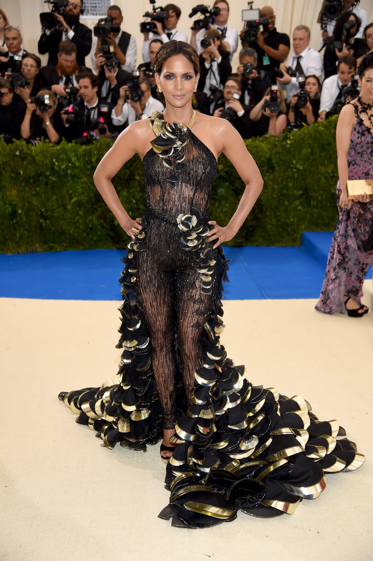 Halle Berry walks the Met Gala steps on in May 2017 (Getty Images)