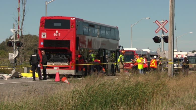 Monitors to stay on OC Transpo double-deckers despite federal report