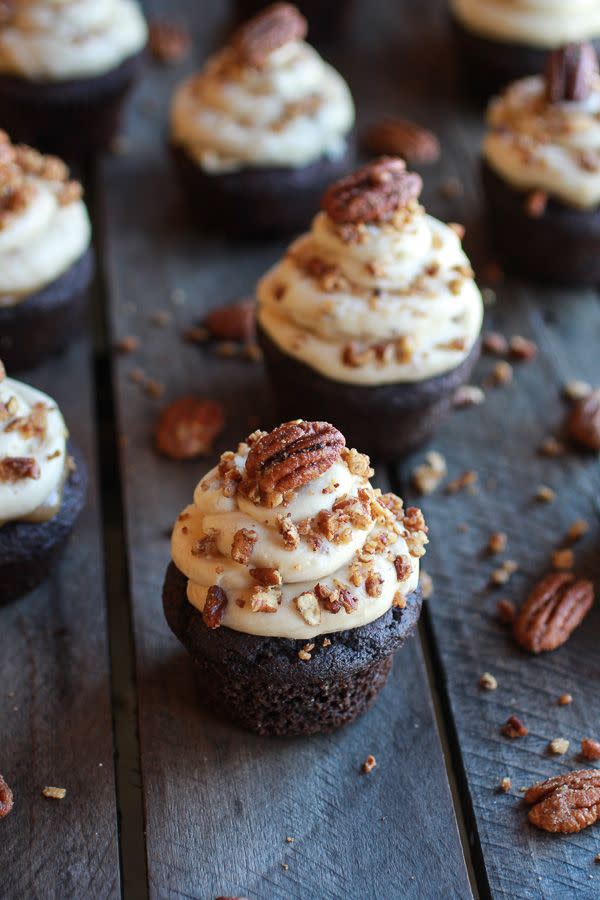 Chocolate Bourban Pecan Pie Cupcakes With Butter Pecan Frosting