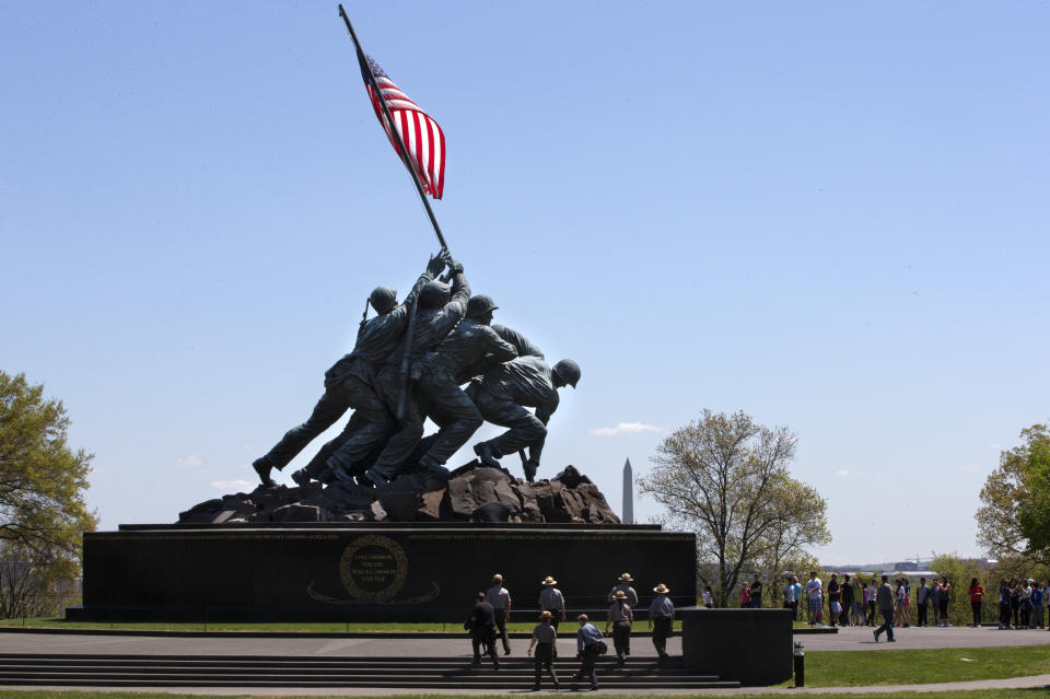 La foto inspiró el memorial del Cuerpo de Marines. (AP Photo/Jacquelyn Martin)