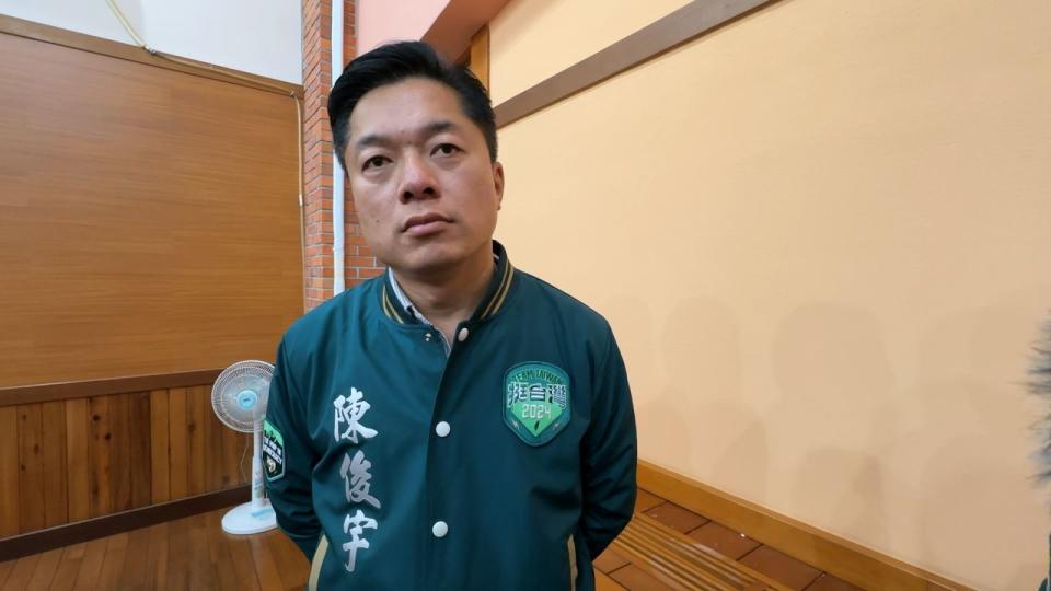 陳俊宇上月29日面對媒體追問，對該圖卡曾說「應該是競總那邊（製作）」，後改口說他沒看過該圖卡。資料照片／林泊志攝