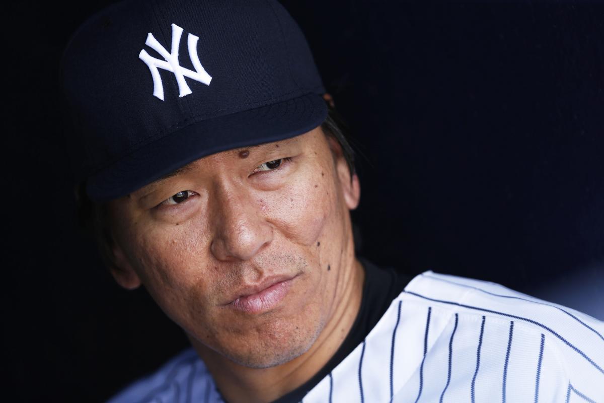 Hideki Matsui of the New York Yankees bats against the Philadelphia News  Photo - Getty Images