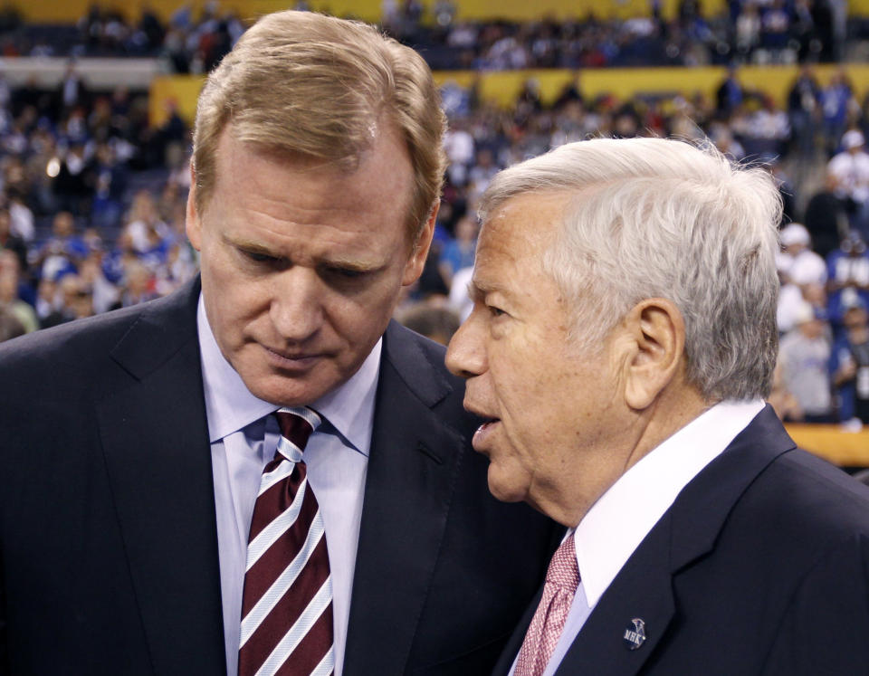 Roger Goodell and Robert Kraft