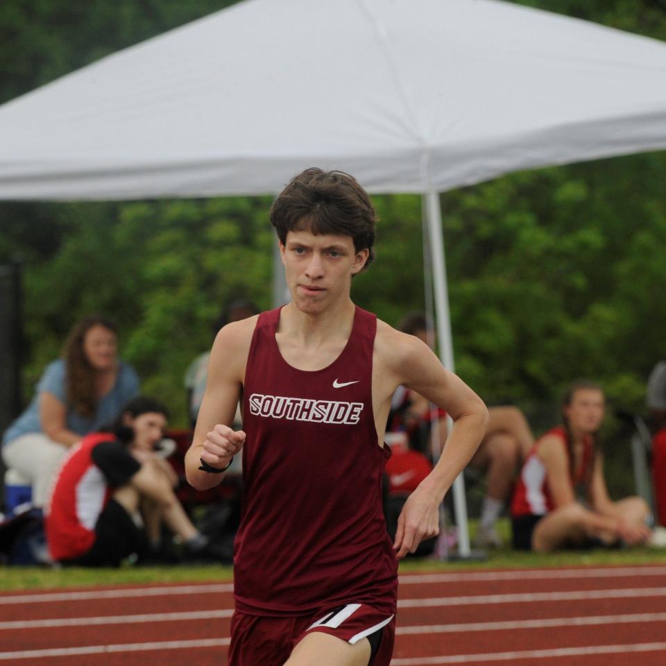 Southside's Evan Christopher runs during the county track meet at Gadsden City high school in Gadsden, Alabama on Wednesday, April 17, 2024. (Maxwell Donaldson, The Gadsden Times)