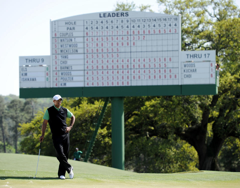 Tiger Woods waits on the 18th green during the second round of the 2010 Masters Tournament at Augusta National Golf Club on April 9, 2010 in Augusta, Georgia. (Photo by Harry How/Getty Images)