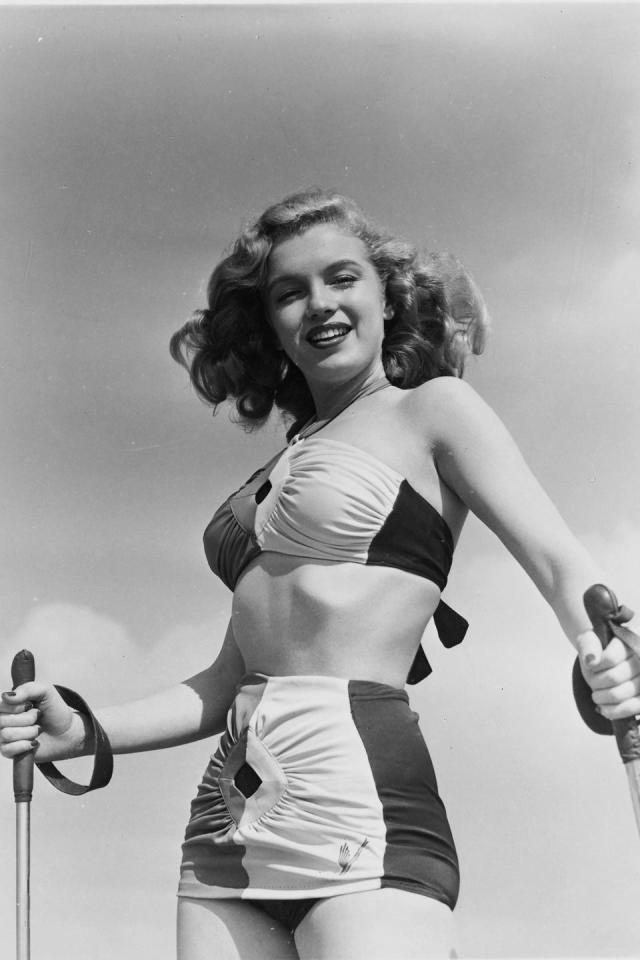 Photos of Old Hollywood Stars in the Coolest Vintage Swimsuits