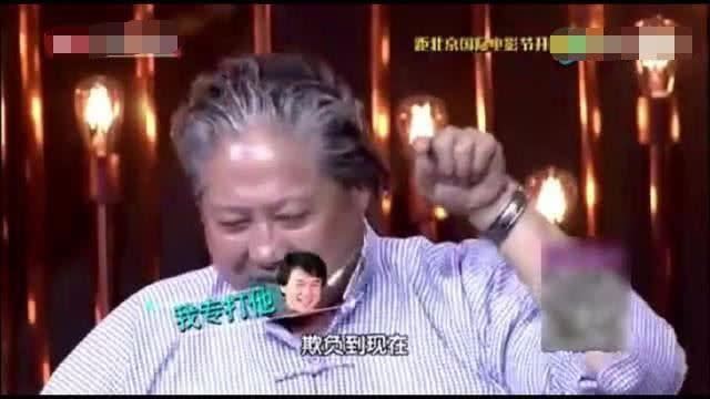 洪金寶在節目中談到成龍時說：「見他一次打一次，見一次罵一次！」（圖／翻攝自微博）