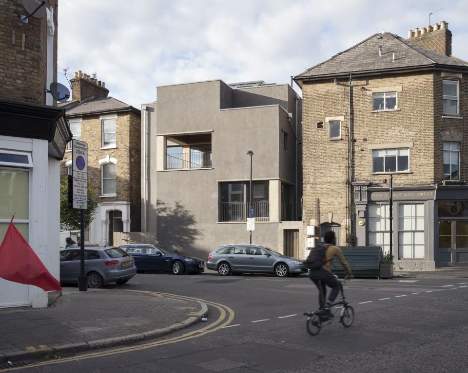 <p><strong><u>The Jury Report said:</u></strong></p><p>'Seen from the street, Black Stone House is an unusual and irregular stacked block where traditional materials, such as lime, sand and ash render, have been hand worked to reveal a slate aggregate, its black flecks giving texture to the abstract façade.</p><p>'Inside a complex unfolding of spaces that result in three apartments nestled tightly into this irregular corner plot in North London. Spatially, all three homes have interesting and complex compositions of outdoor/indoor spaces that artfully manage privacy and bring daylight deep into the plan.'<br></p>