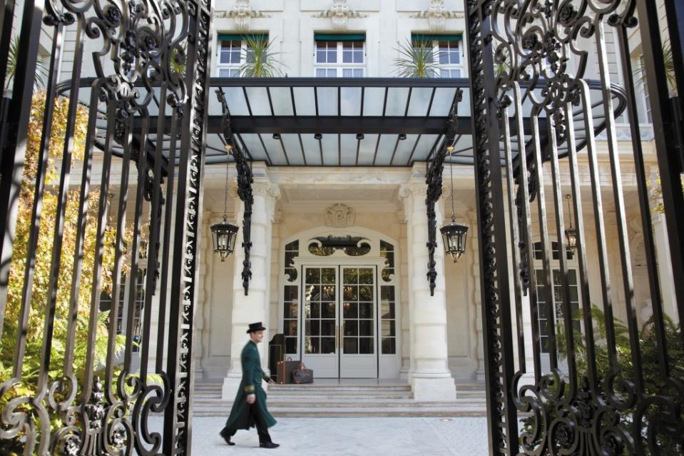 Shangri-La Hotels and Resorts. Paris, France. Historic Palace Hotels of Paris.