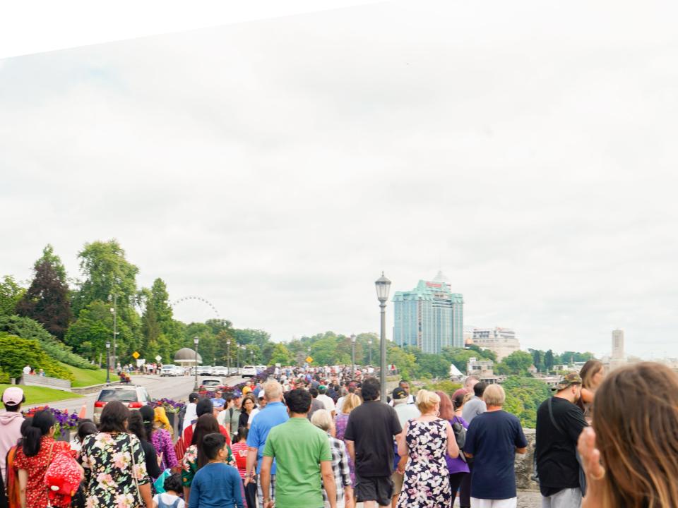 Crowds at Niagara Falls