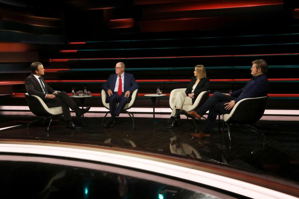 Markus Lanz sprach am Donnerstag mit dem ehemaligen Bundesfinanzminister Peer Steinbrück, der Politologin Sarah Pagung und dem Journalisten Michael Bröcker (von links). (Bild:  ZDF / Cornelia Lehmann)