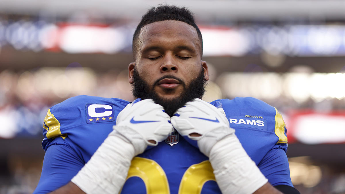 NFL fines Rams' Aaron Donald $16K for roughing QB Geno Smith, whose  on-field exclamation lives on