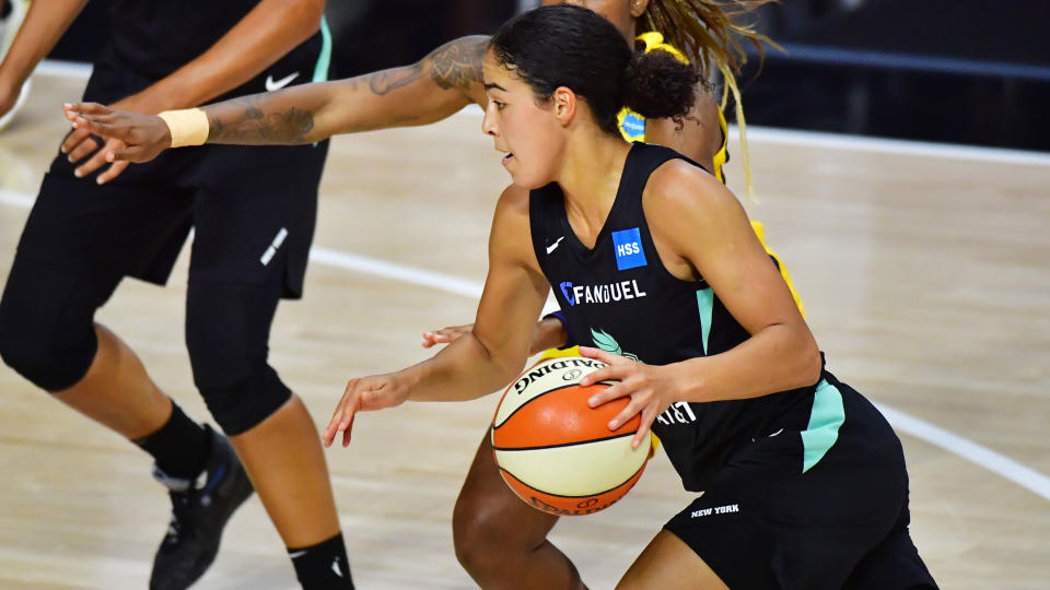 PALMETTO, FLORIDA - AUGUST 13: Kia Nurse #5 of the New York Liberty drives to the basket during the first half against the Indiana Fever at Feld Entertainment Center on August 13, 2020 in Palmetto, Florida. NOTE TO USER: User expressly acknowledges and agrees that, by downloading and or using this photograph, User is consenting to the terms and conditions of the Getty Images License Agreement. (Photo by Julio Aguilar/Getty Images)