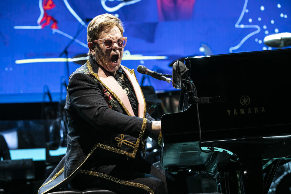 CHARLOTTE, NORTH CAROLINA - NOVEMBER 06: Elton John performs during the "Farewell Yellow Brick Road" Tour at Spectrum Center  on November 06, 2019 in Charlotte, North Carolina. (Photo by Jeff Hahne/Getty Images)