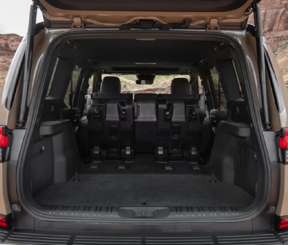 <em>The </em><em>2024</em><em> Lexus GX 550's</em> rear door has been designed as a lift gate with a foot motion-to-open sensor.<p>Courtesy Image</p>