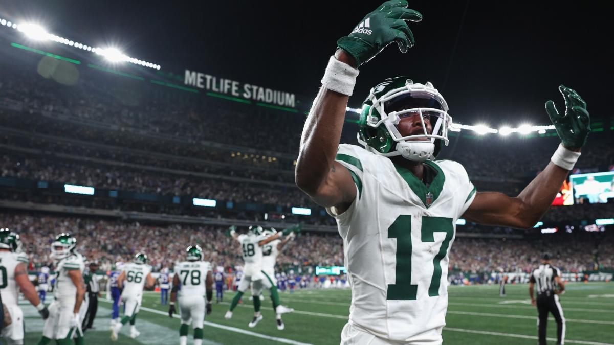 Jets-Bills live updates: Jets stunningly win on walk-off punt