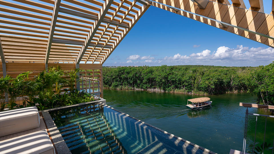 Each villa is topped with a heated infinity pool. - Credit: Banyan Tree Mayakoba