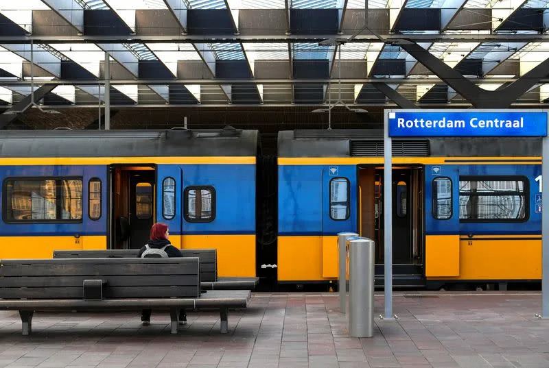 Dutch railway workers go on strike to demand higher wages