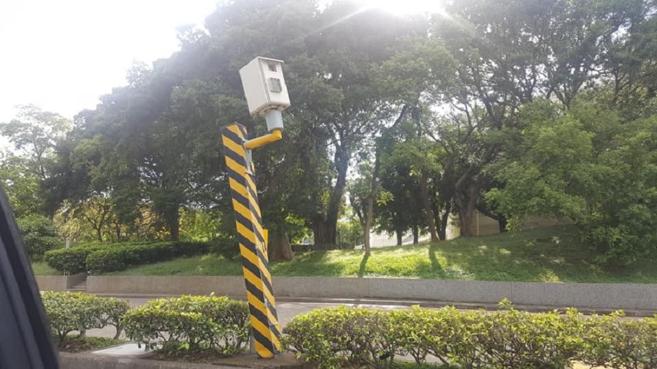 位在新竹科學園區的「朝天」測速相機。圖／翻攝自邱振瑋臉書