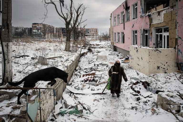 Destrucción en Vuhledar, en el este de Ucrania.  (Tyler Hicks/The New York Times)