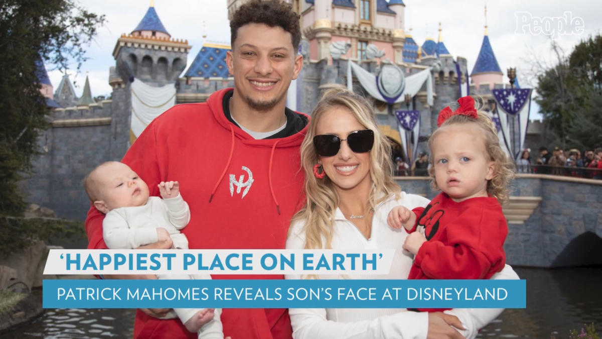 Patrick Mahomes' Baby Photo With His Parents Goes Viral—'Cute'