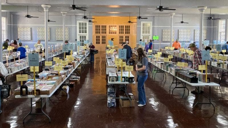It’s time for the Friends of the Knox County Public Library’s Fall Used Book Sale, offering thousands of books. The three-day event starts next week at Central Methodist Church. March, 2019