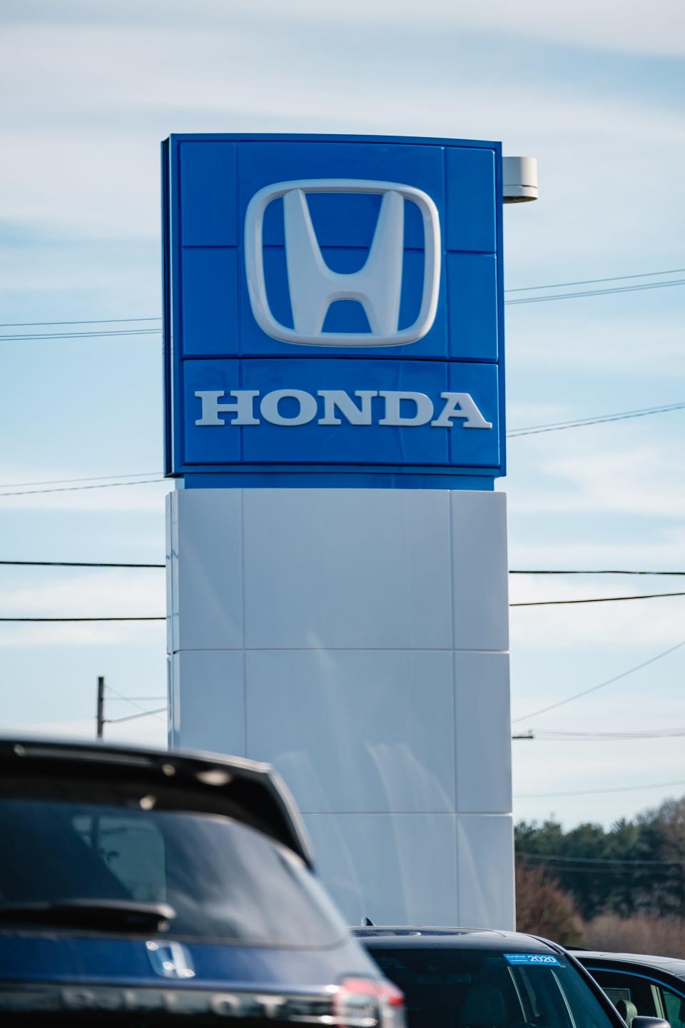 Parkway Honda in Dover has added a solar energy system.